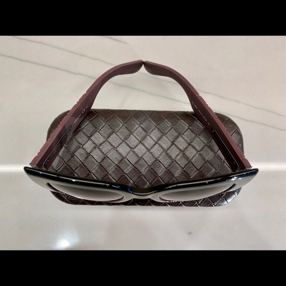 SOLD—- BOTTEGA VENETA Sunglasses - Picture 5 of 7